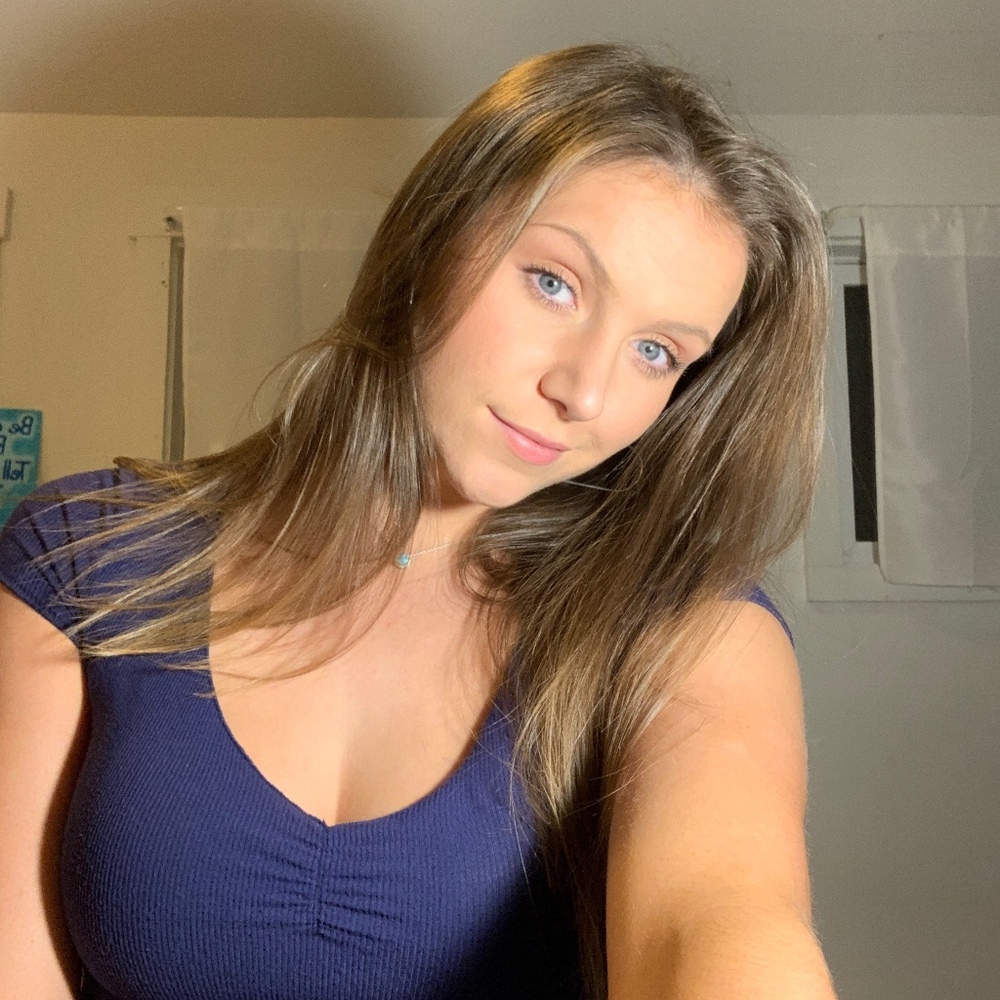 Meet your Posher, Jasmine